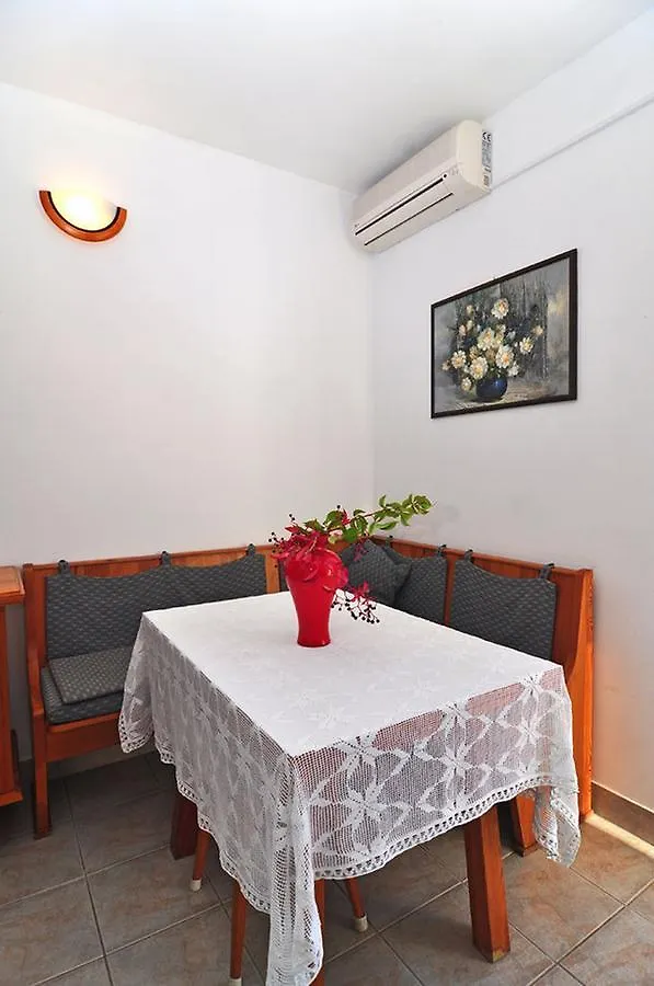 Apartments Jerina